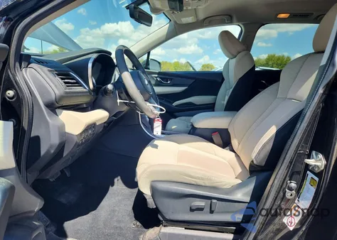 2019 Subaru Ascent Premium z USA, uszkodzony, nr VIN 4S4WMAFD3K3489019